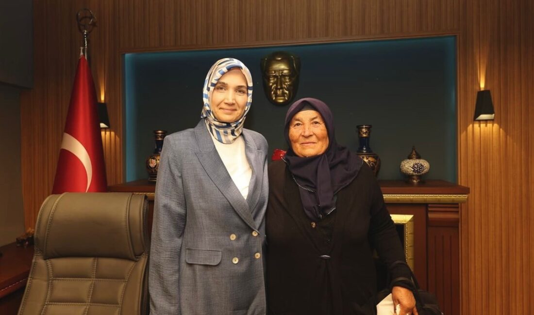 Afyonkarahisar Valisi Doç. Dr. Kübra Güran Yiğitbaşı, vatandaşların her türlü