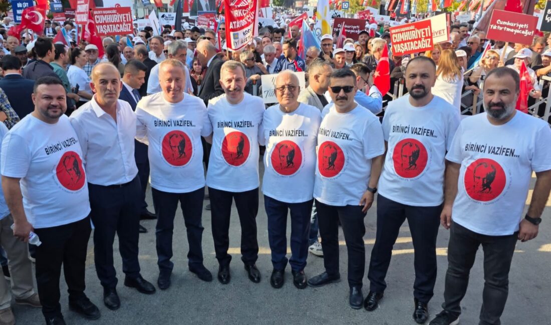 İYİ Parti’nin Mersin’de düzenlediği ve on binlerce vatandaşın katıldığı tarihi