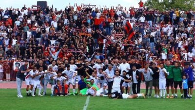 TFF 3. Lig 4. Grup’ta fırtına gibi esen Uşakspor, sergilediği