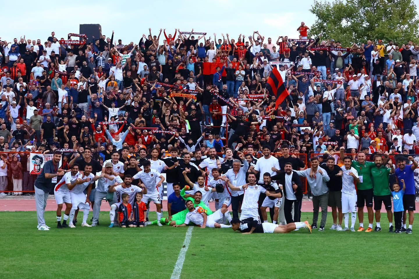 TFF 3. Lig 4. Grup’ta fırtına gibi esen Uşakspor, sergilediği
