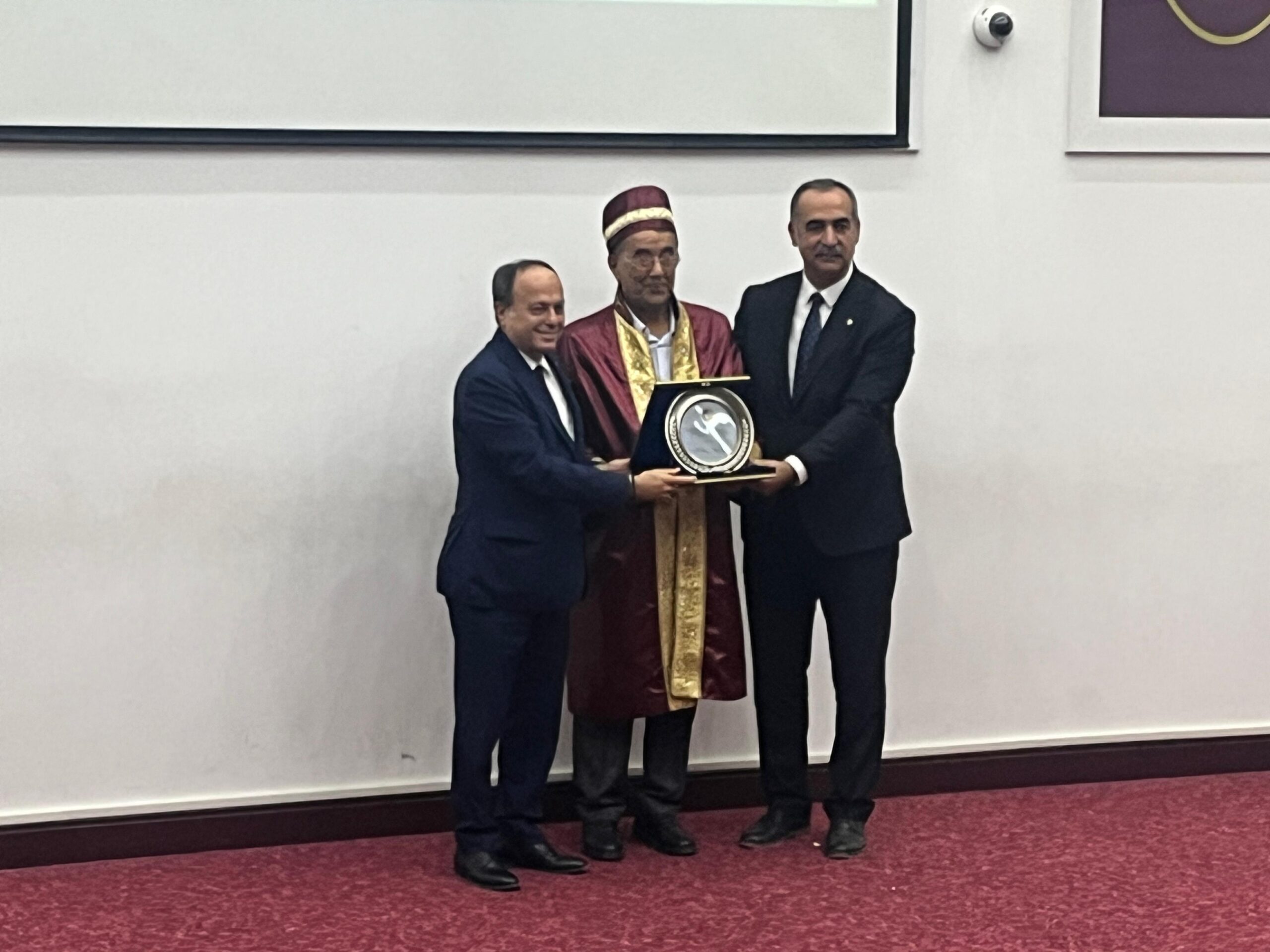 Afyonkarahisar’da Ahilik Haftası etkinlikleri büyük bir coşkuyla kutlandı. Afyonkarahisar Esnaf