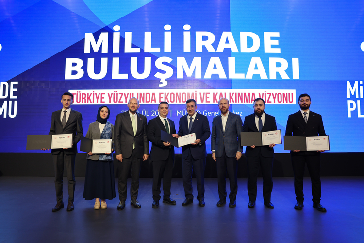 Cumhurbaşkanı Yardımcısı Cevdet Yılmaz, bu yıl sonu itibarıyla Türkiye’nin ekonomik