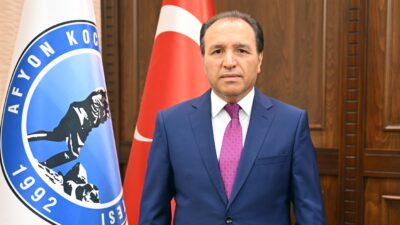 Afyon Kocatepe Üniversitesi (AKÜ) 2025-2026 akademik yılı öğrenci kayıtları başladı.