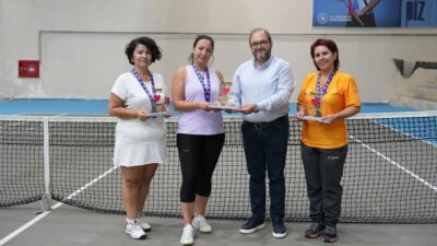 Aile Temalı 19. ATSO Spor Oyunları kapsamında düzenlenen kadın kort