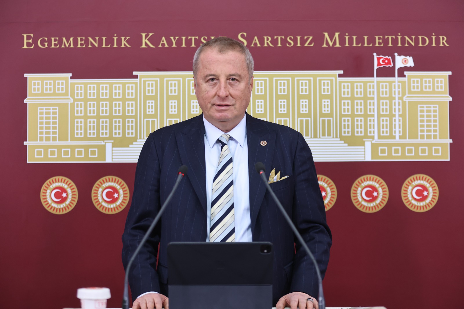 İYİ Parti Genel Başkan Yardımcısı ve Afyonkarahisar Milletvekili Hakan Şeref