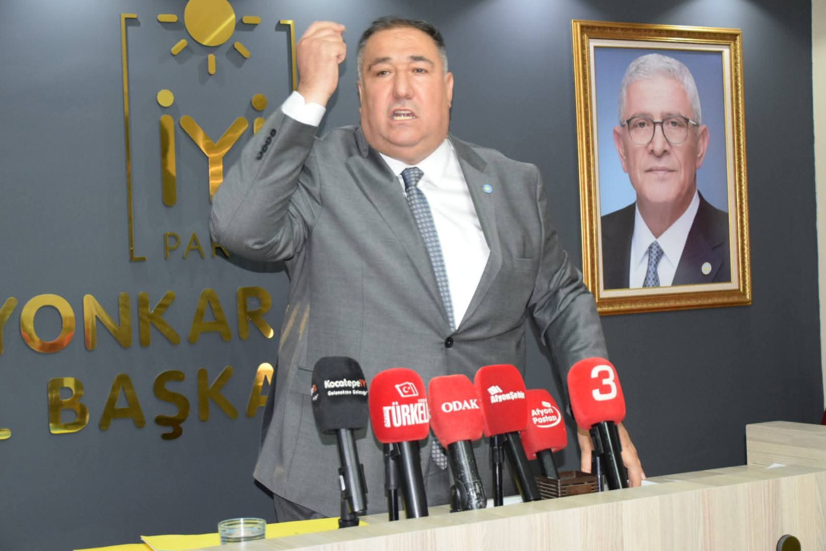 Afyonkarahisar’ın Dinar ilçesinde yapımı devam eden Galericiler Sitesi’nde büyük bir
