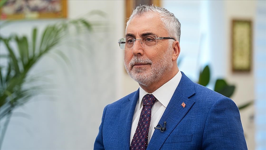 Çalışma ve Sosyal Güvenlik Bakanı Işıkhan, İŞKUR Gençlik Programı'na ilişkin,
