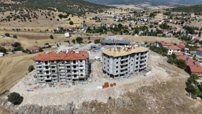 Afyonkarahisar’ın Hocalar ilçesi, Toplu Konut İdaresi (TOKİ) tarafından hayata geçirilen