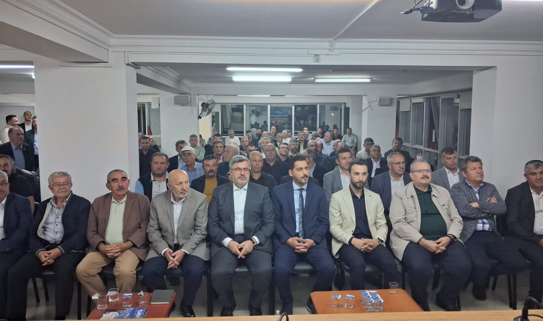 AK Parti Afyonkarahisar İl Başkanlığında Merkez İlçe Danışma Meclisi toplantısı