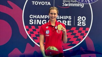 Singapur’da devam eden Dünya Para Yüzme Şampiyonası’nda milli yüzücümüz Defne