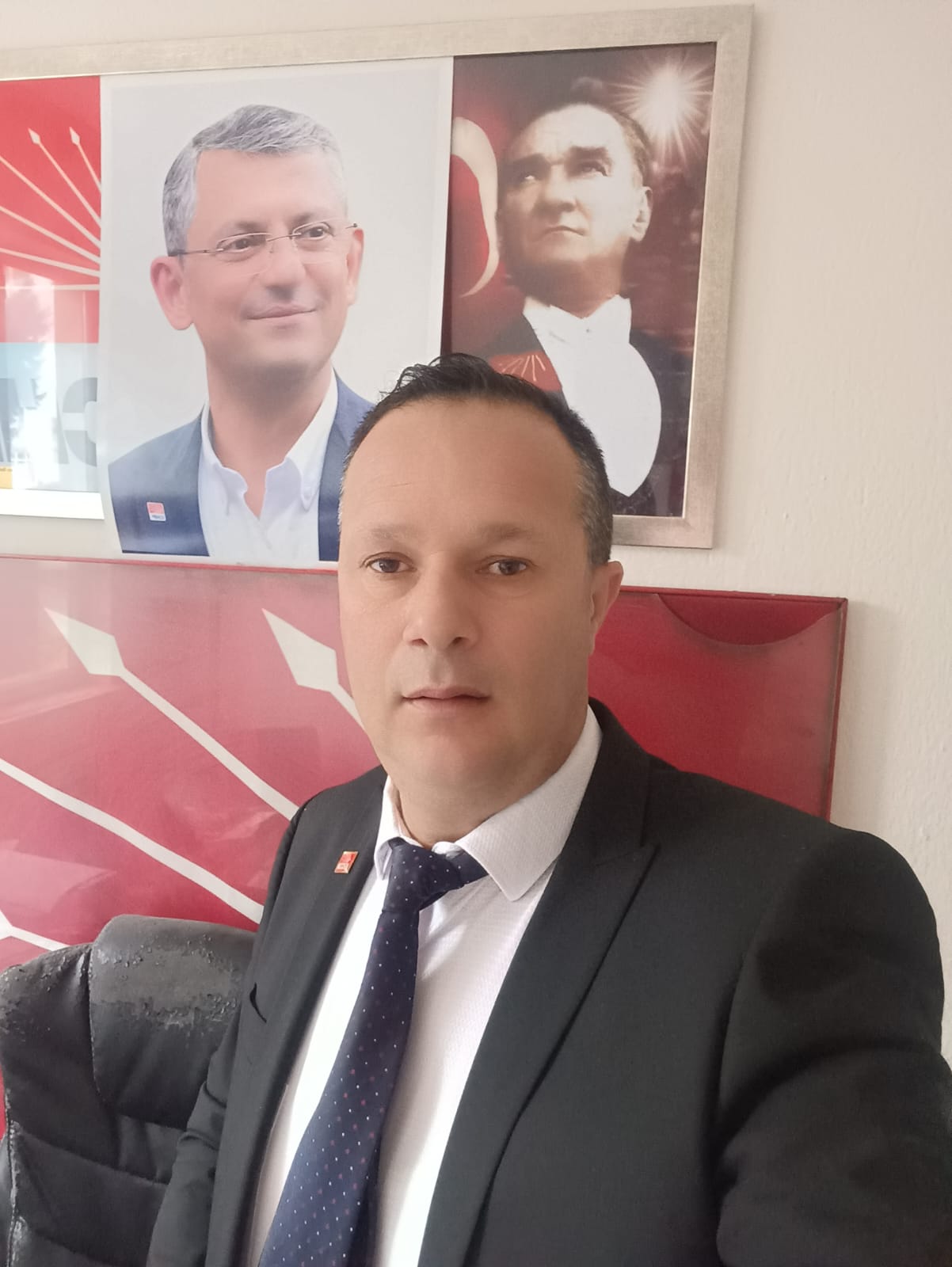 Cumhuriyet Halk Partisi Çobanlar İlçe Başkanı Sefa Evrenkaya, ilçedeki süt