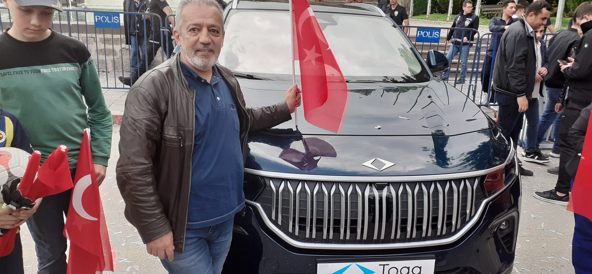 Afyon Kocatepe Üniversitesi öğretim üyelerinden Doç. Dr. Recai Türkmen ve