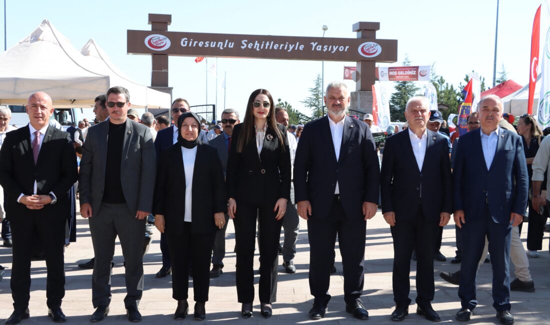 İscehisar Doğanlar Köyü’ndeki Giresunlular Şehitliği’nde, 30 Ağustos Zafer Bayramı ve