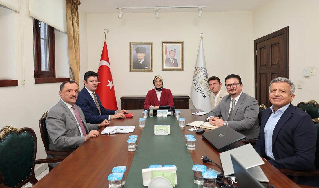 Vali Doç. Dr. Kübra Güran Yiğitbaşı başkanlığında; Vali Yardımcısı İhsan