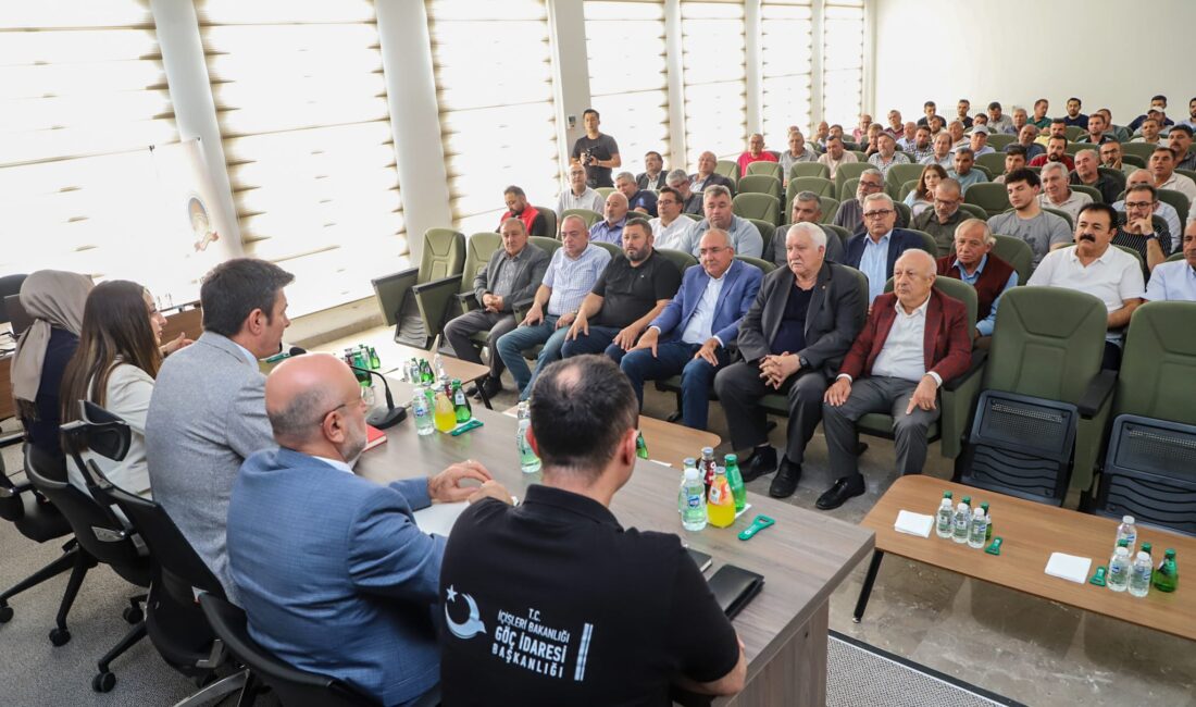Afyonkarahisar Valiliği koordinasyonunda Mermer OSB’de düzenlenen toplantıda, yabancı işçi istihdamı