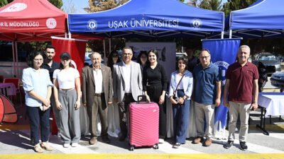 Uşak Üniversitesi, her yıl geleneksel olarak düzenlediği öğrenci karşılama törenini