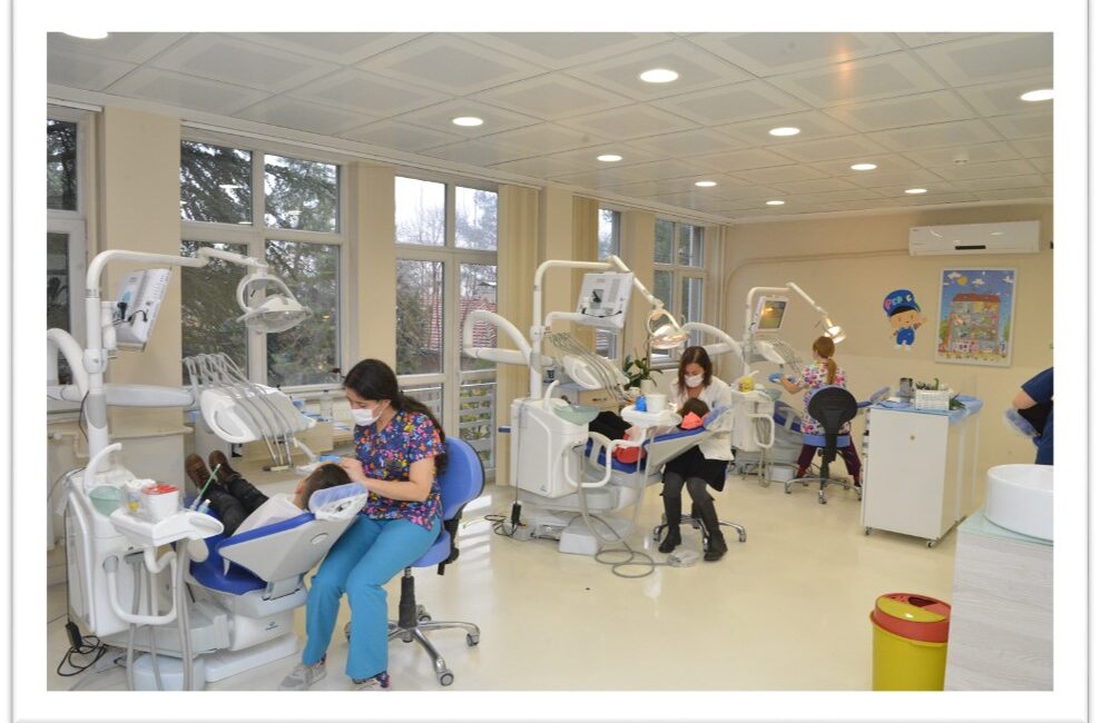 Uşak Üniversitesi Rektörü Prof. Dr. Ekrem Savaş, Uşak’a modern ve