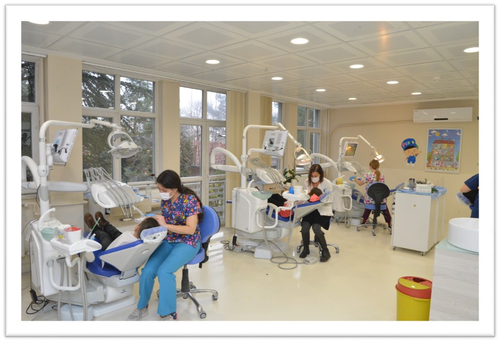 Uşak Üniversitesi Rektörü Prof. Dr. Ekrem Savaş, Uşak’a modern ve