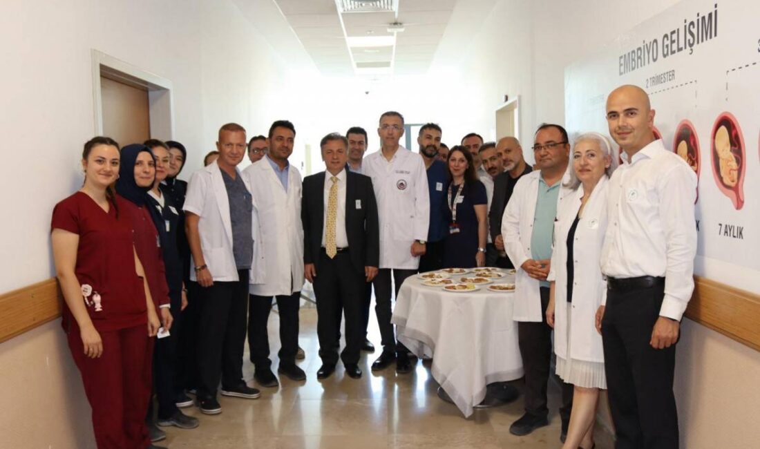 AFSÜ Rektör Vekili Prof. Dr. Kemal Şenocak, anne adaylarını bilinçlendirmek