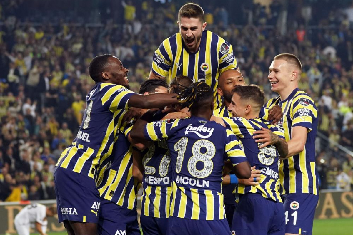 Fenerbahçe, 2025-2026 sezonunda UEFA Avrupa Ligi’nde mücadele edecek oyuncu listesini