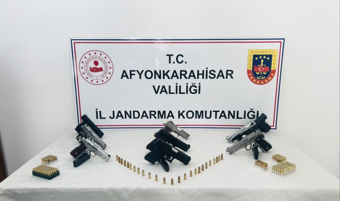 Afyonkarahisar'da jandarma tarafından düğünlerde havaya ateş açan şahıslara yönelik düzenlenen
