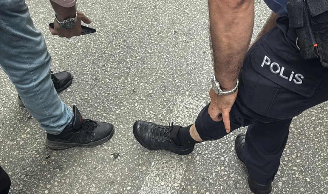 Bursa'da ihbara giden polis memurları pitbull ve sahibinin saldırısına uğradı