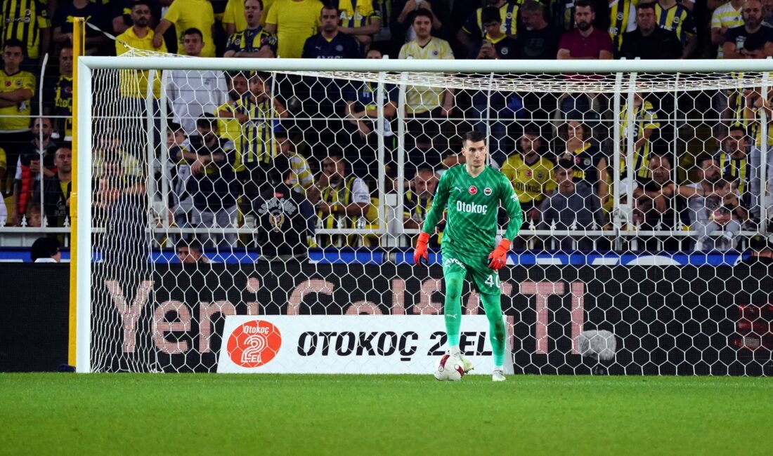 Fenerbahçe, Dominik Livakovic’in kiralık transferi konusunda İspanya’nın Girona kulübü ile