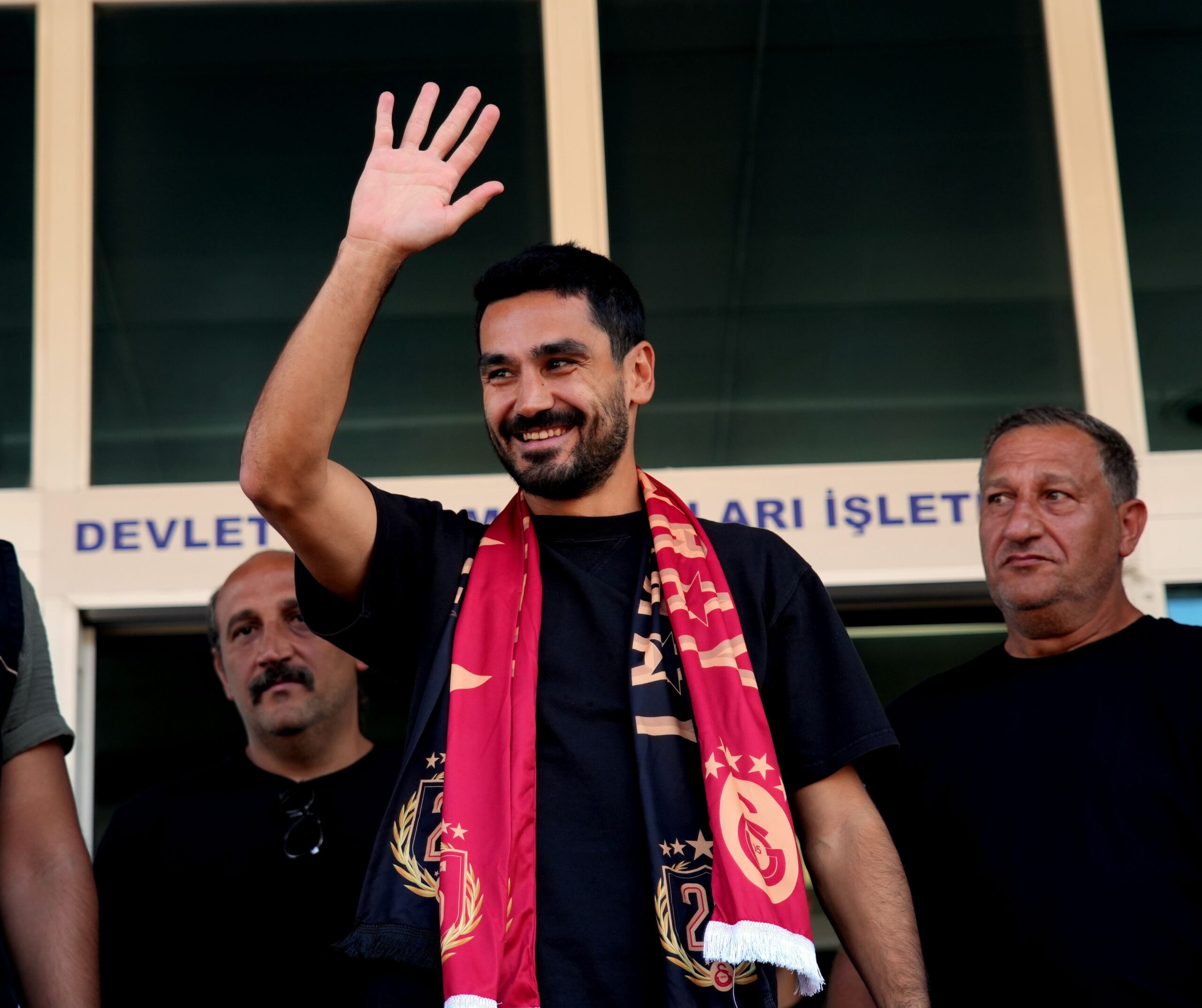 Galatasaray, Manchester City’den transfer ettiği Türk asıllı Alman futbolcu İlkay