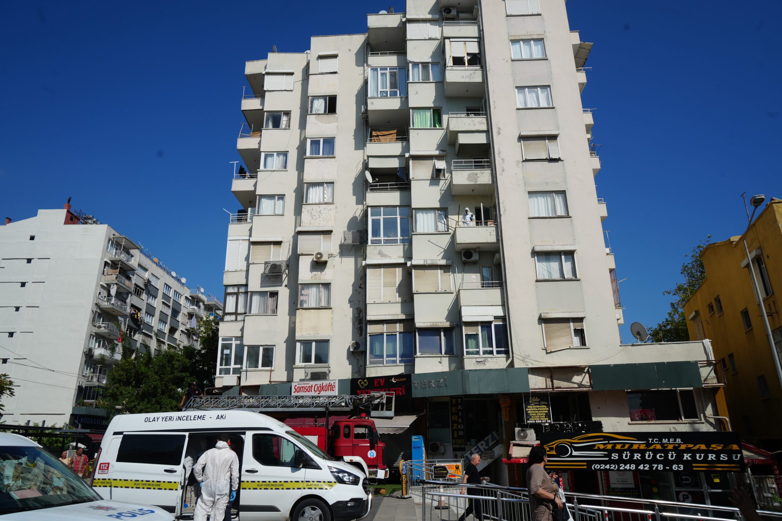 Antalya’nın Muratpaşa ilçesi Çaybaşı Mahallesi’nde yaşayan 70 yaşındaki Hollanda uyruklu