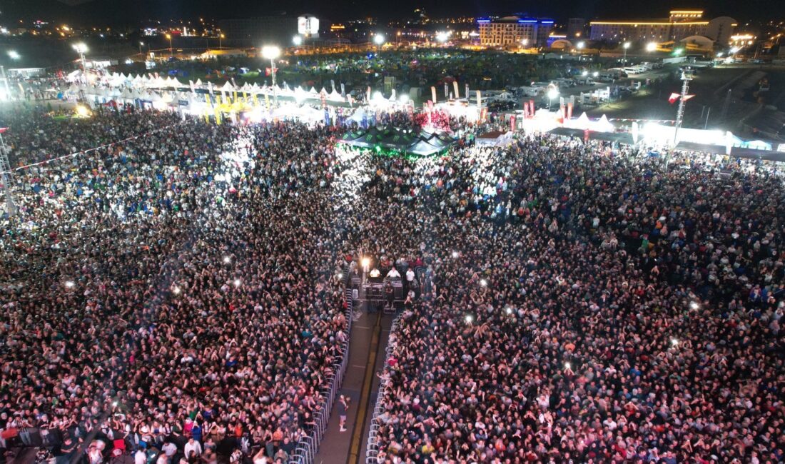 Afyonkarahisar, 8. kez düzenlenen NG Afyon Motofest ile motokros tutkunlarını,