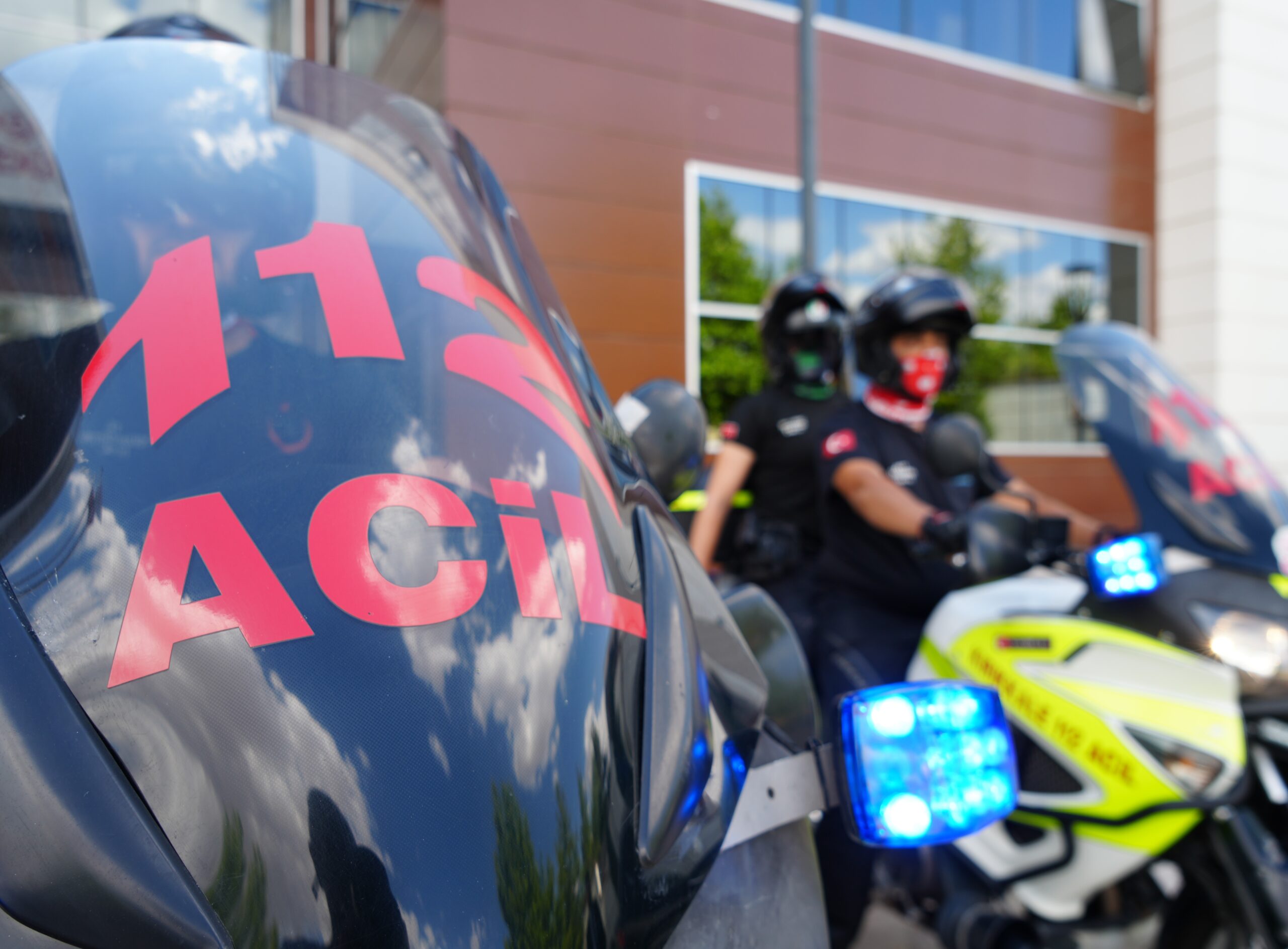 Kırıkkale’de 112 motosiklet ambulans ekipleri, dar sokaklar ve yoğun bölgelerde