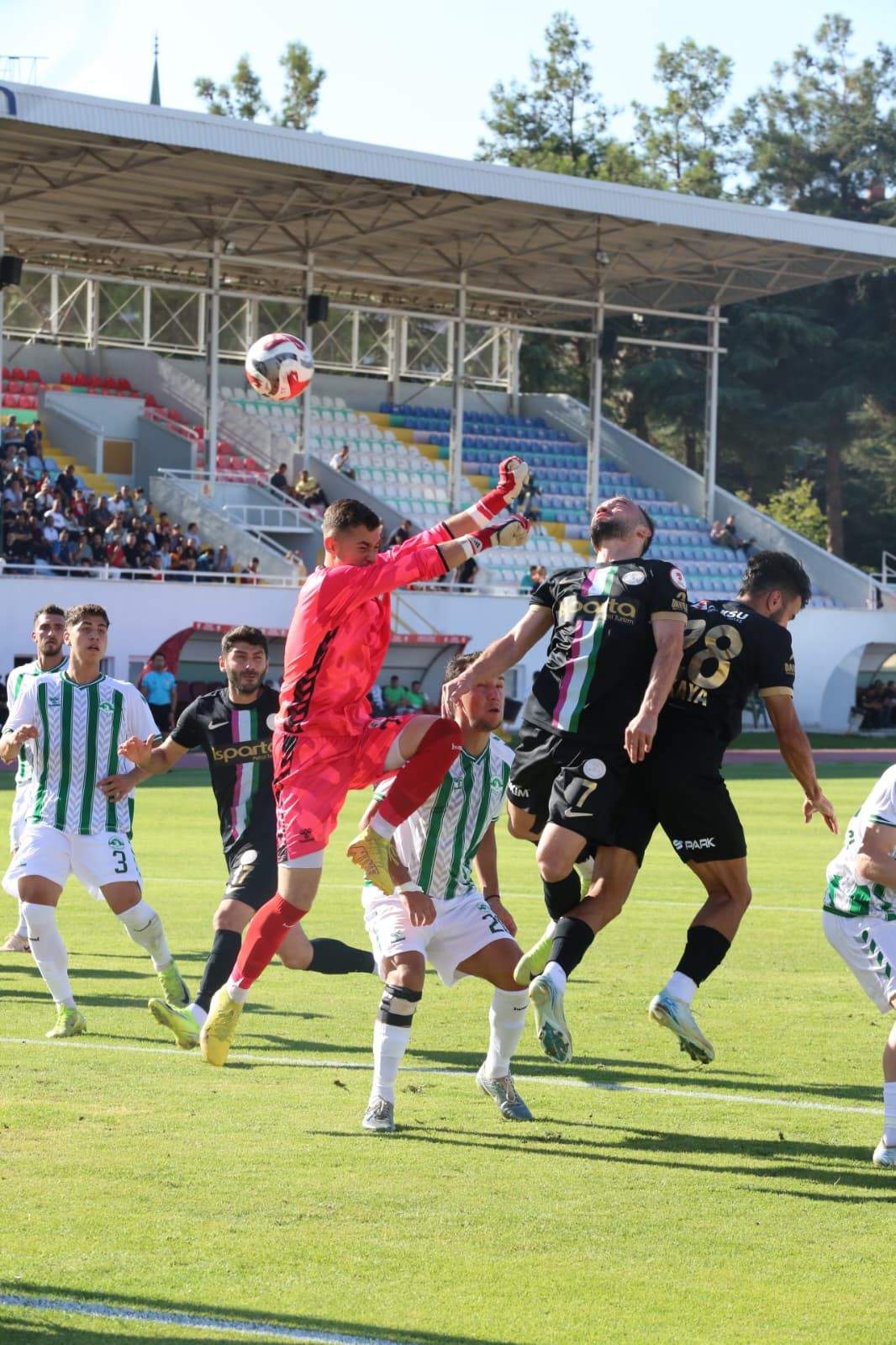 Ziraat Türkiye Kupası 1. Tur mücadelesinde Isparta 32 Spor, sahasında