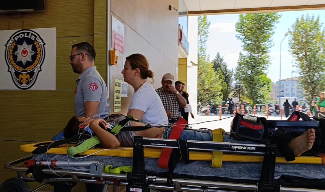 Bursa'nın İnegöl ilçesinde 2. katın balkonundan düşen 9 yaşındaki çocuk