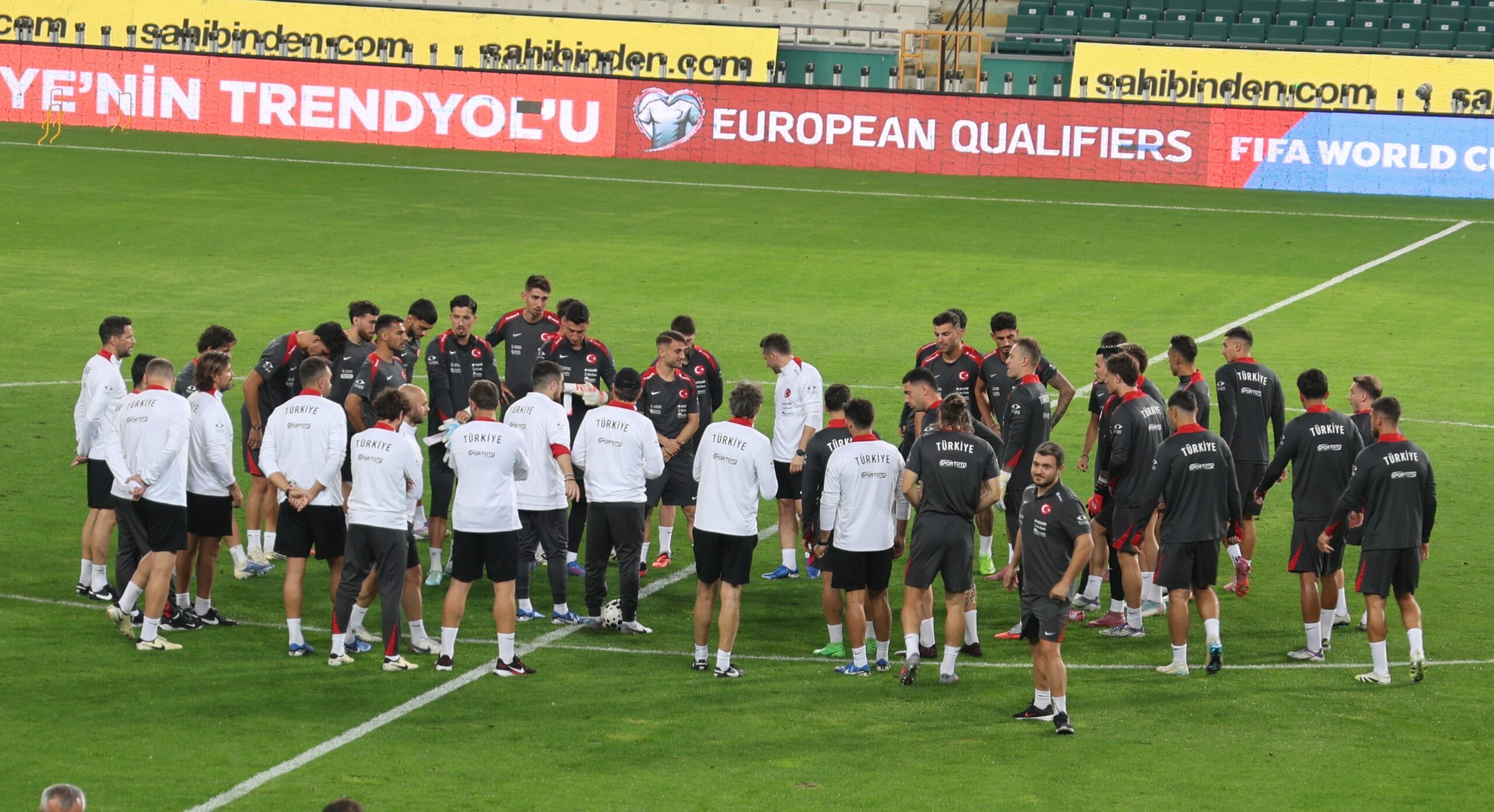 A Milli Futbol Takımı, 2026 Dünya Kupası Avrupa Elemeleri'nde İspanya