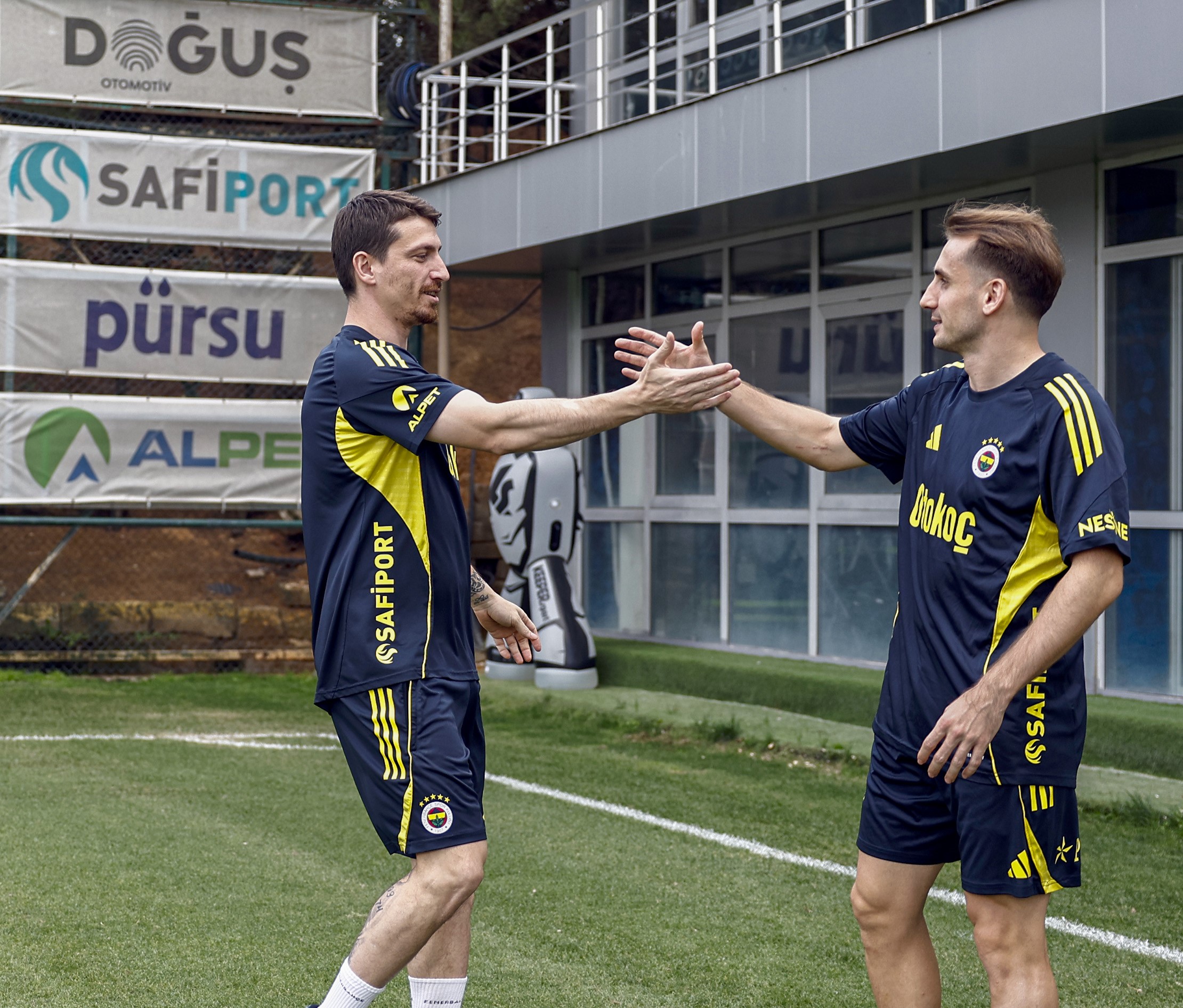 Fenerbahçe, Süper Lig’in 5. haftasında Trabzonspor ile oynayacağı kritik karşılaşma