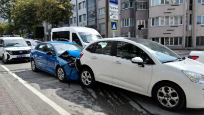 Samsun’un Bafra ilçesinde boşanma aşamasında olan Avukat A.K., eşi F.S.K.’nin