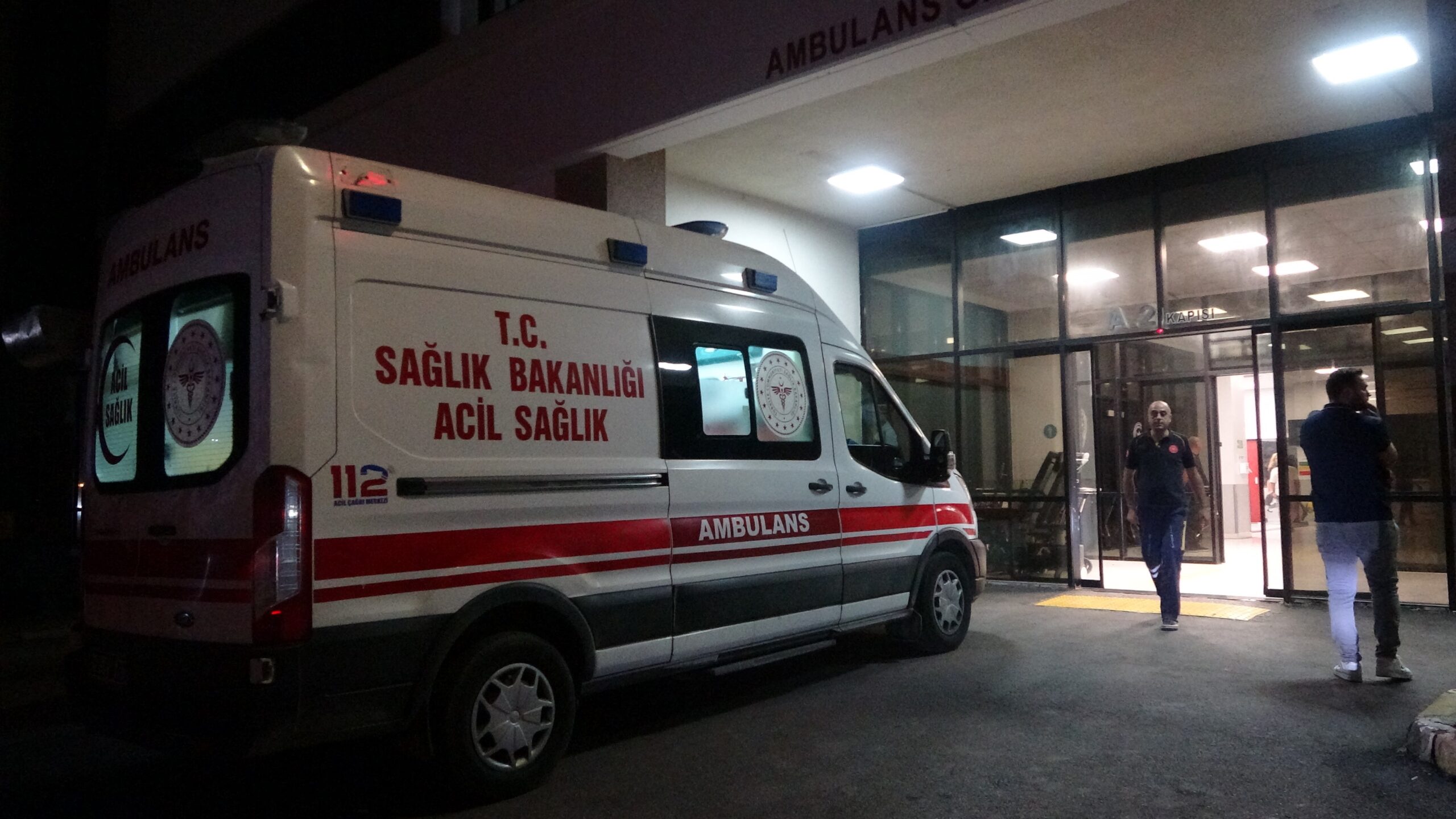 Kocaeli'de, bir üniversite hastanesinde tedavi görmekte olan bir şahıs, binanın