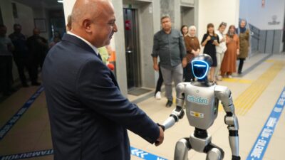 Türkiye'de bir ilk yaşanarak, yapay zekâ festivali kapsamında Samsun'a getirilen