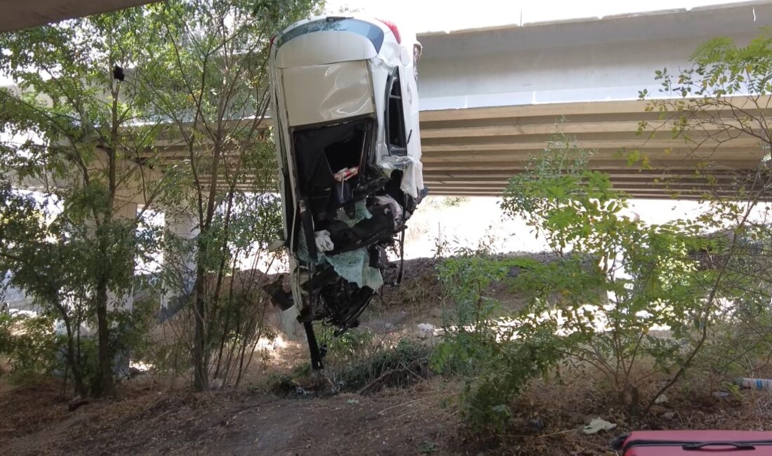 Edirne'de torununun doğum gününe giden dede, otomobiliyle yaptığı kazada feci
