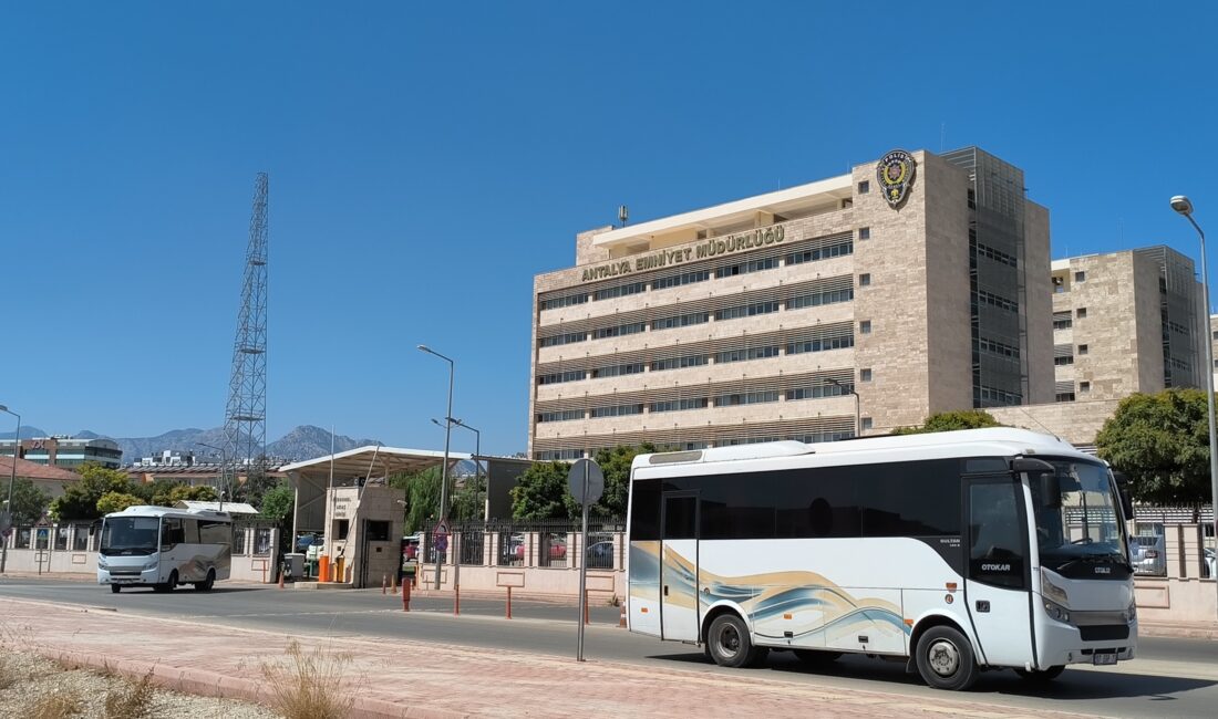 Antalya Büyükşehir Belediyesi’ne yönelik yürütülen rüşvet soruşturmasının 5’inci dalgasında gözaltına