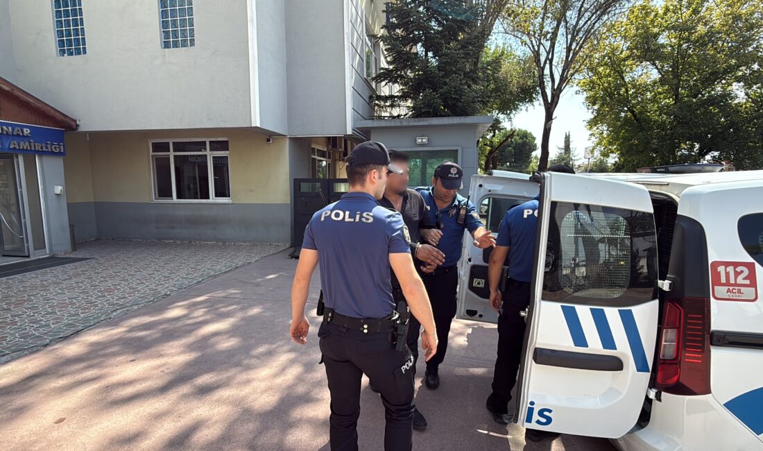 Sakarya’nın Erenler ilçesinde iki husumetli grup arasında çıkan kavga sonucunda
