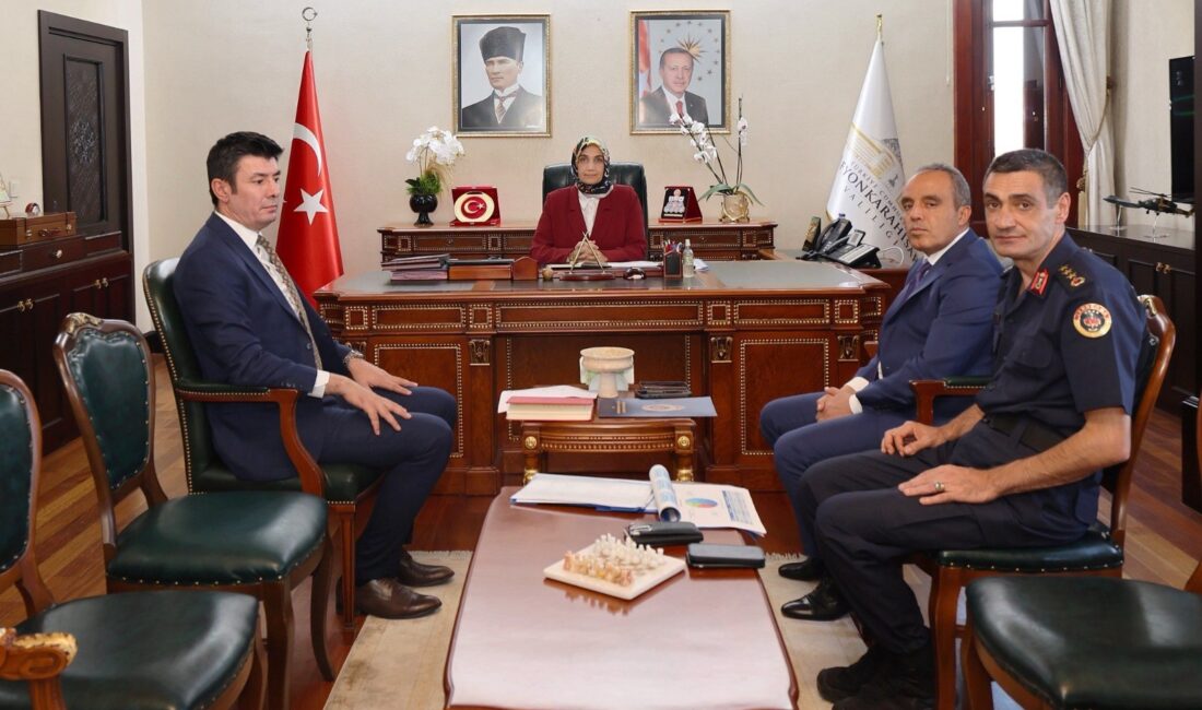  Afyonkarahisar’a gerçekleştirilen güvenlik ve asayiş toplantısında okulların açılması ile alınana