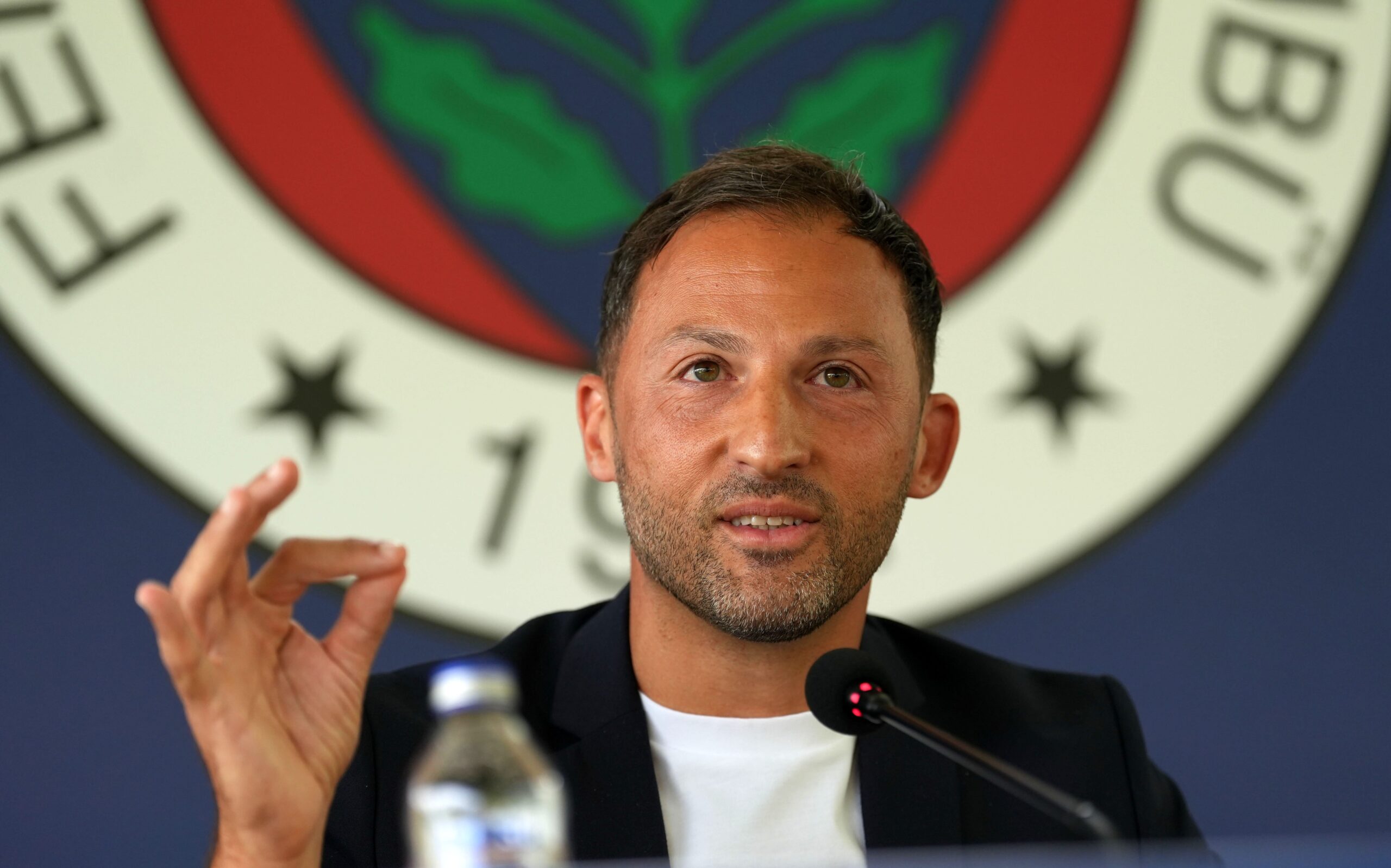 UEFA Avrupa Ligi’nde Nice’i 2-1 mağlup eden Fenerbahçe’de Teknik Direktör