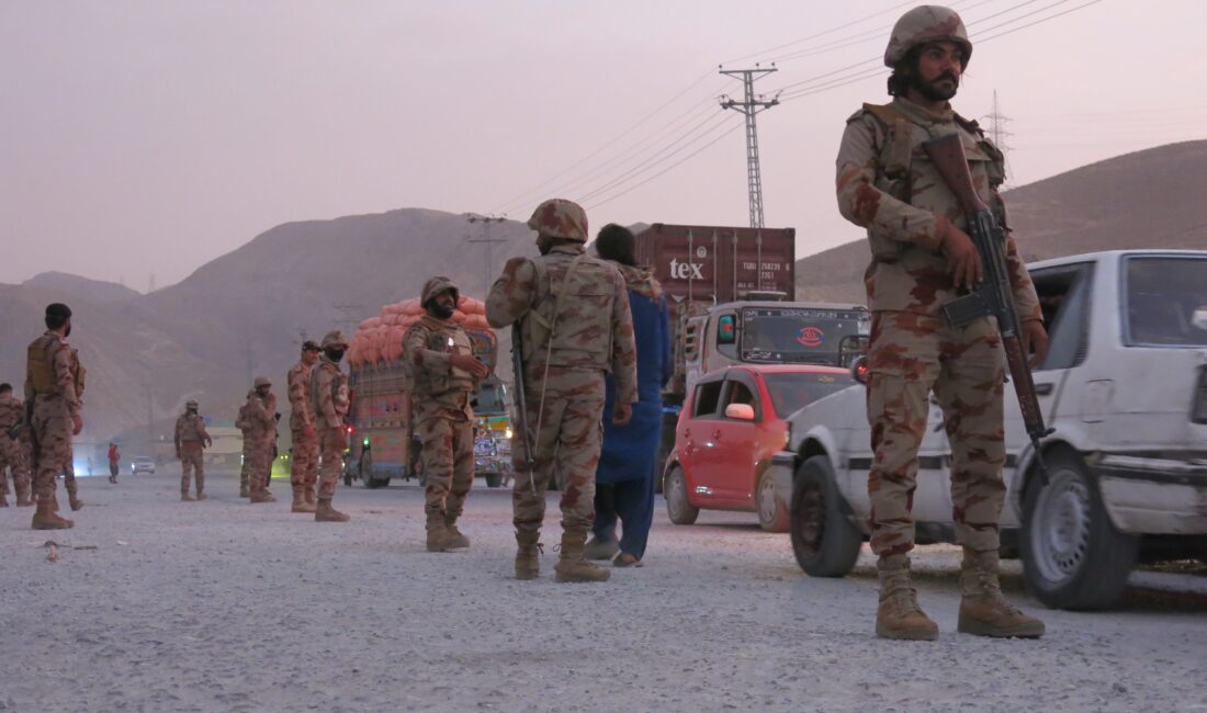Pakistan’ın Afganistan sınırında yer alan Güney Veziristan eyaletinin Badar bölgesinde