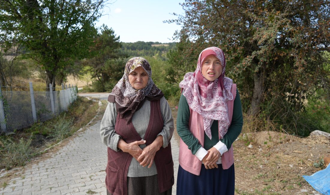 Kastamonu’da husumetli olduğu ailenin evinin önüne gelen U.D., tüfekle defalarca