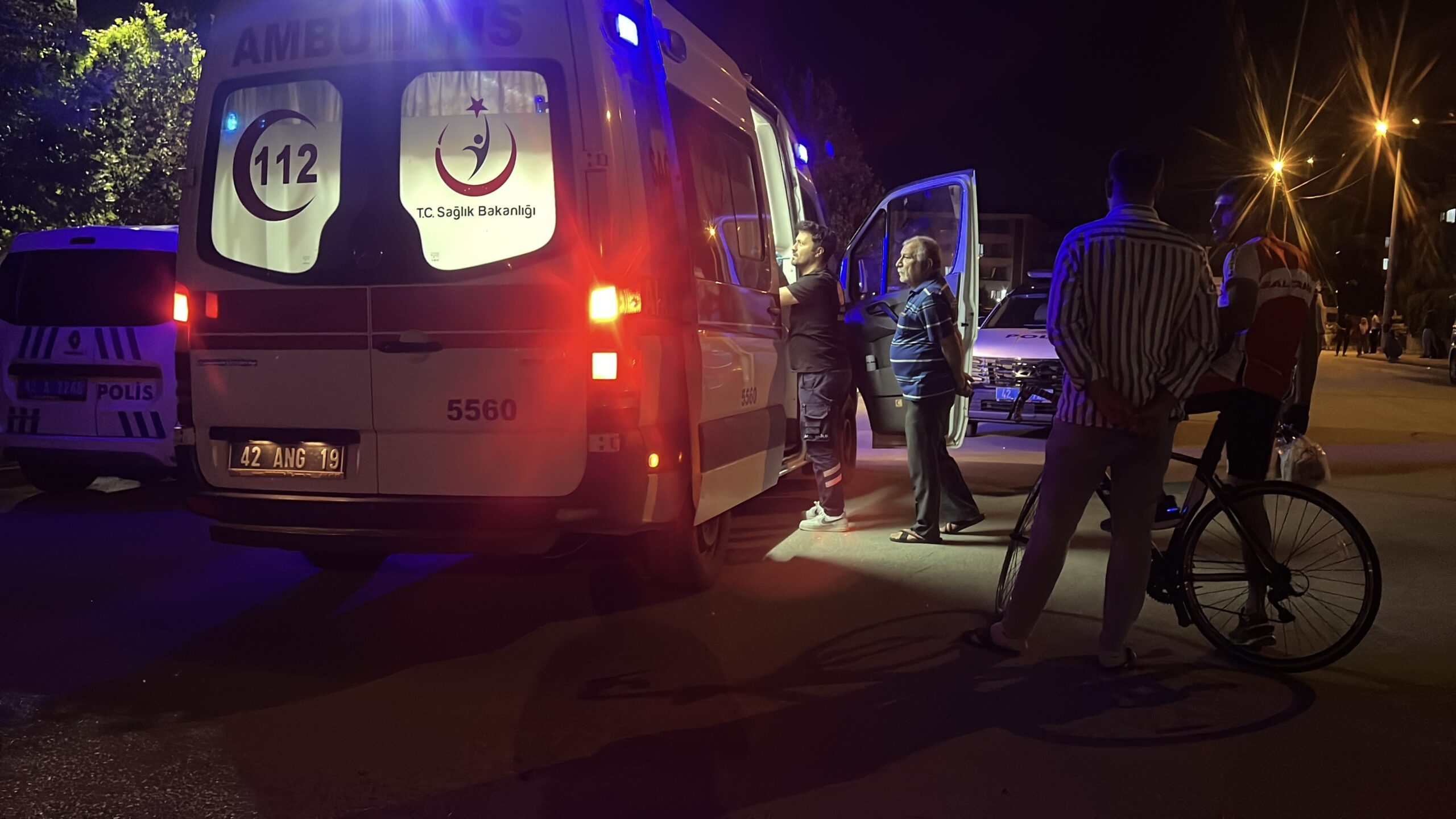 Konya’nın Karatay ilçesi Keçeciler Mahallesi’nde 21 yaşındaki M.E.K., bir parkta