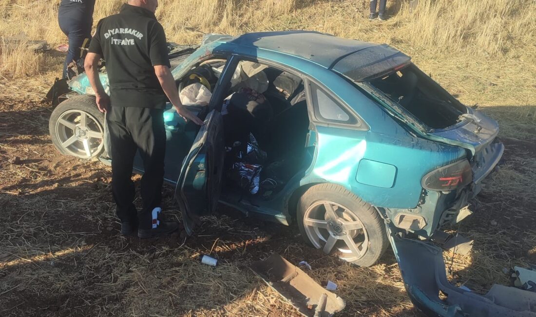 Şarampole Devrilen Otomobilde 1 Kişi Hayatını Kaybetti Diyarbakır’ın Ergani ilçesinde sürücüsünün kontrolünü kaybettiği otomobil şarampole devrildi. Kazada