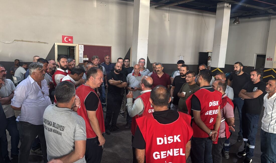 İzmir Karşıyaka Belediyesi'nde maaşlarını alamayan bin 800 işçi, süresiz iş