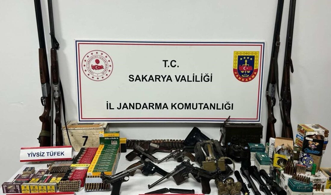  Sakarya’nın Hendek ilçesinde jandarma ekiplerince düzenlenen operasyonda, bir eve yapılan