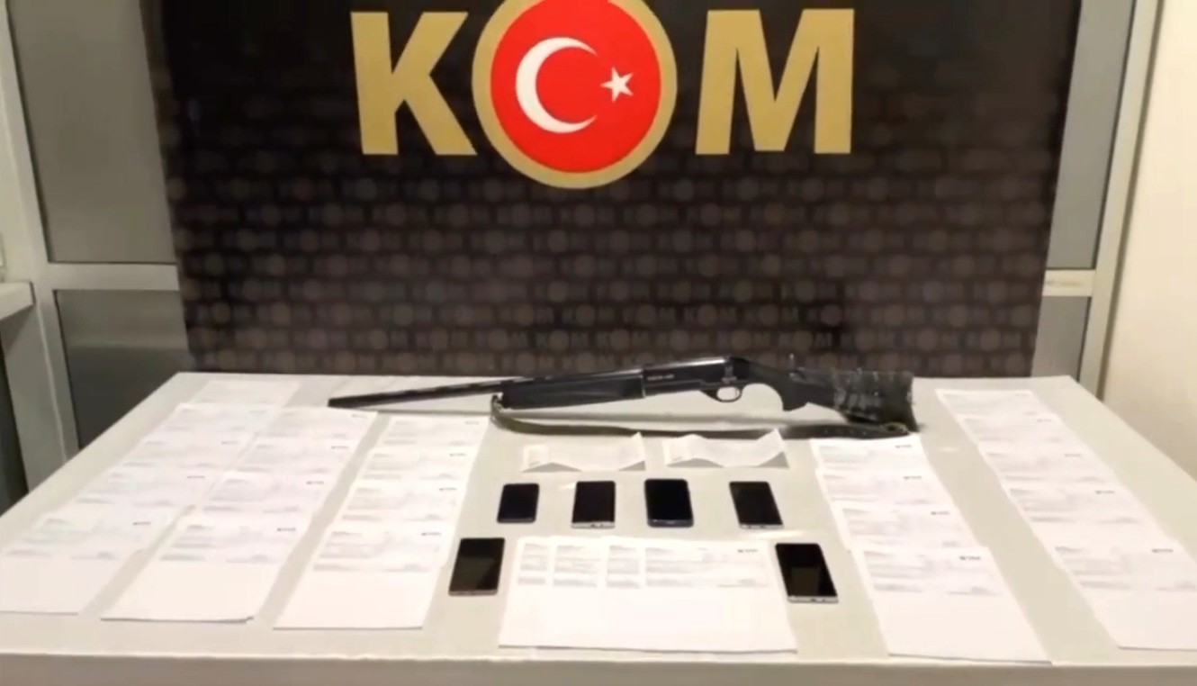 Kütahya'da organize suç örgütüne yönelik düzenlenen operasyonda 6 kişi tutuklanarak
